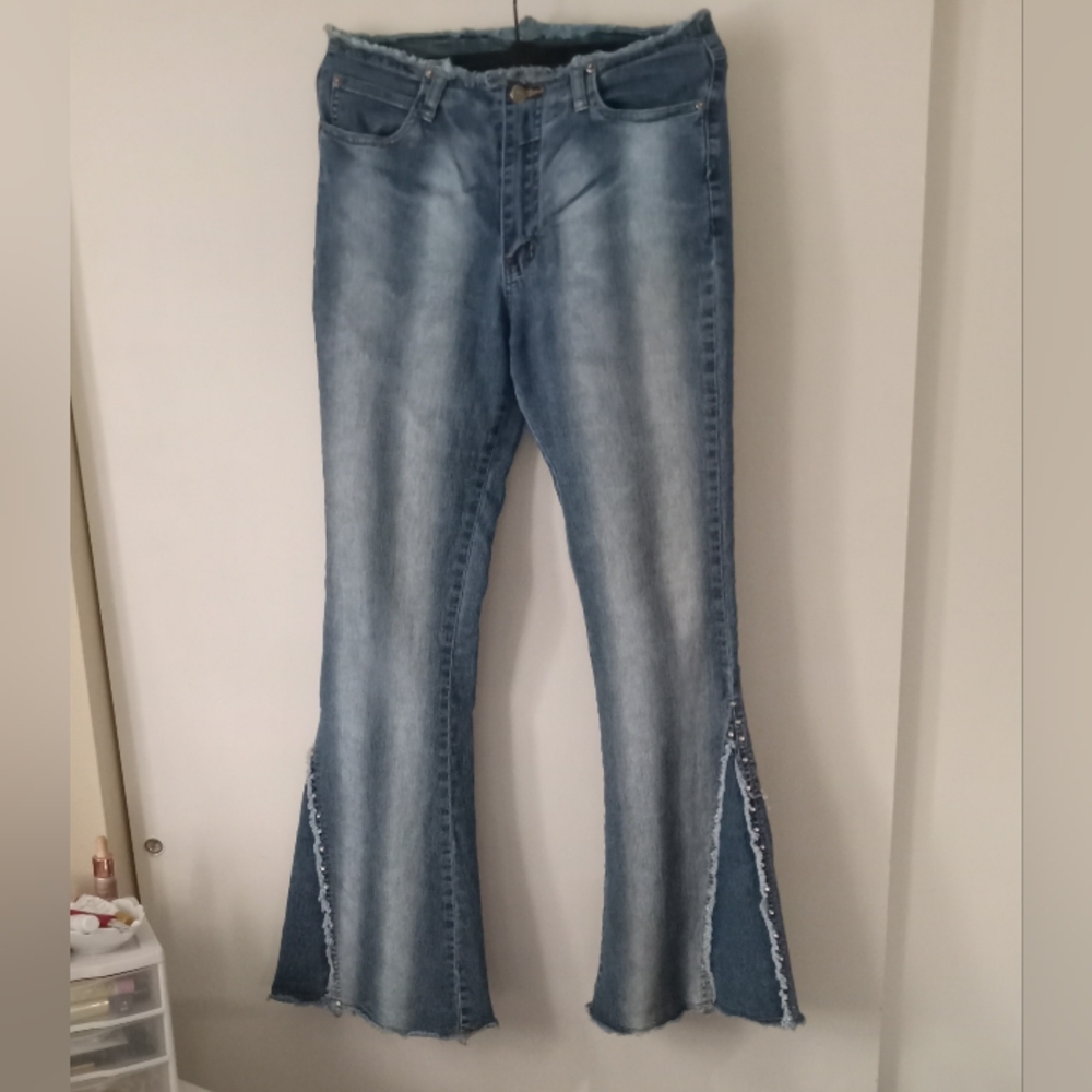 Vintage Miss Erika Bell Bottom / Flared Jeans With Fringe And Rhinestone Size 7